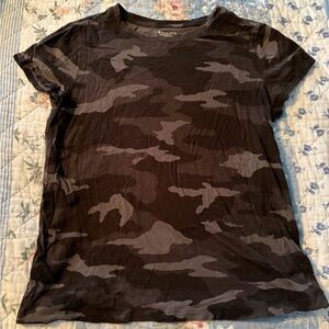 Athleta T-Shirt BUNDLE - mediums